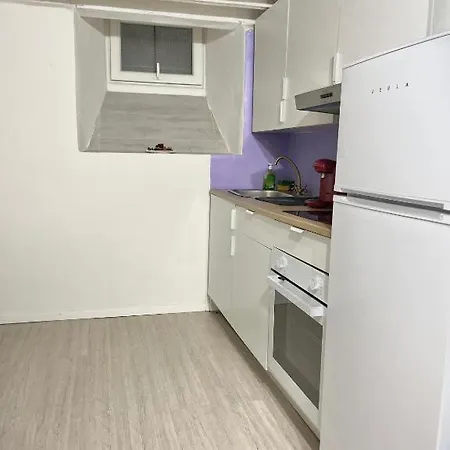 Amogenova-affittacamere Konukevi 3*