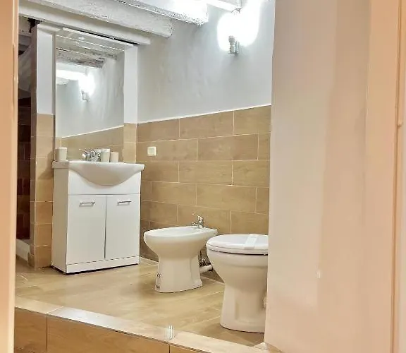 Amogenova-affittacamere ゲストハウス